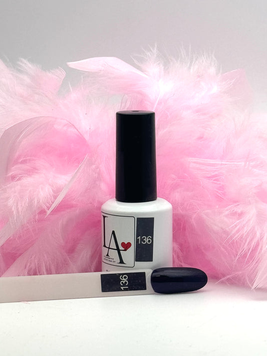 Gel polish 136