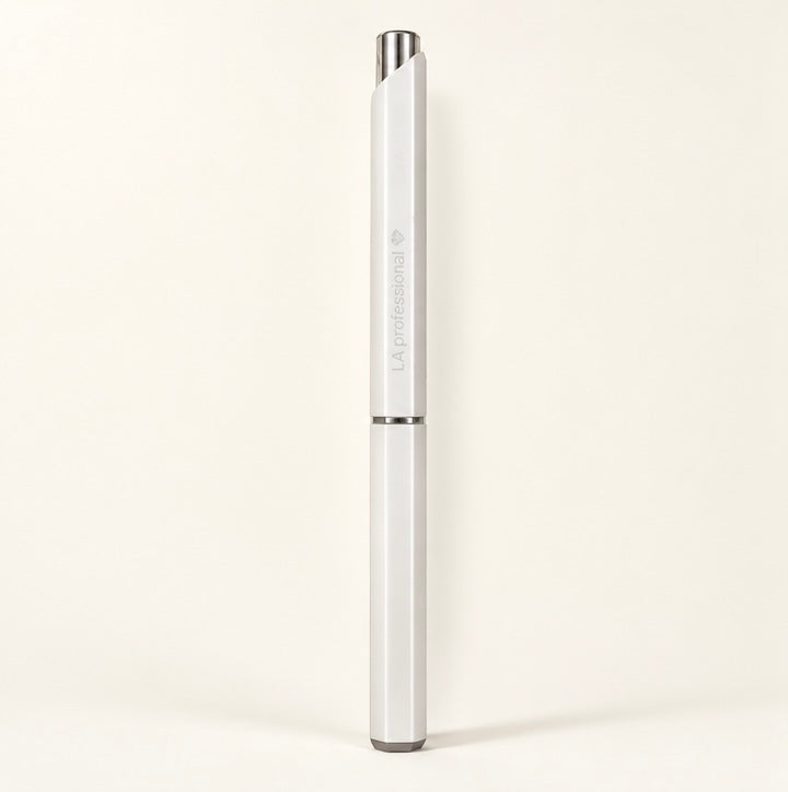 LA PROFESSIONAL 2-IN-1 MAGNET & BRUSH